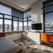 Забудьте про «игрушечные домики»: почему детская должна быть продолжением спальни родителей (и как это влияет на психику ребенка)