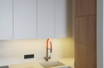 Белые шкафчики