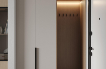 Прихожая с подсветкой