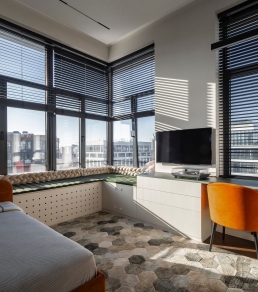 Стол подоконник