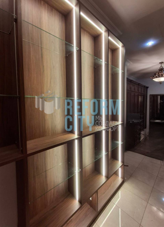 Стеллаж для сумок