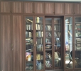Шкаф библиотека