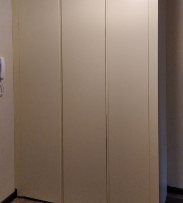 Шкаф в коридор